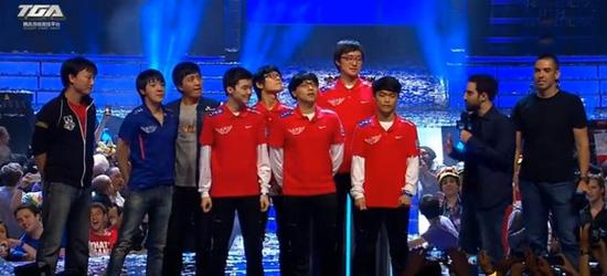 Caps：离开Fnatic不是因为钱，而是看不到改变