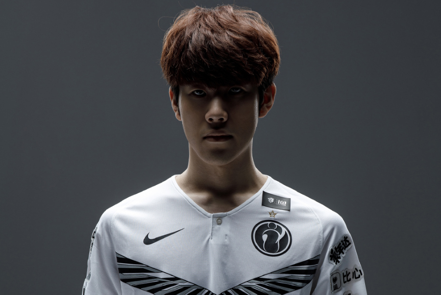 国产ADC到S10全部哑火，看来他才是LPL下路试金石