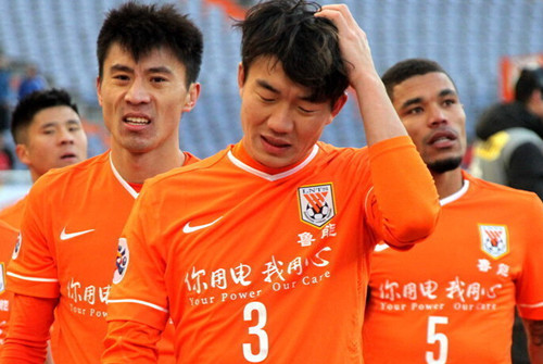 欧冠-小图拉姆双响 国米2-0阿贾克斯开门红 [国际足球欧冠]
